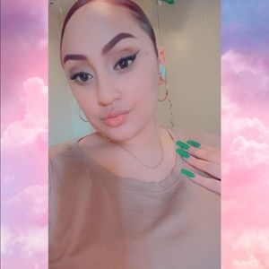 Meet your Posher, Natasha